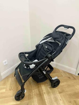 Коляска Joie Muze Universal Black