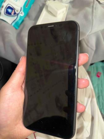 Продаи IPhone 11