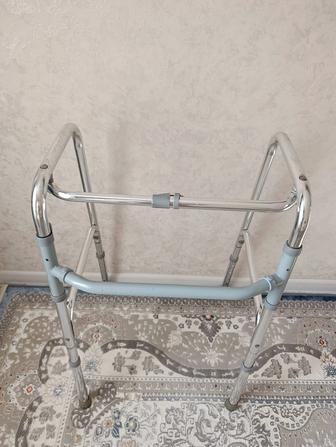 Взрослый ходунки.