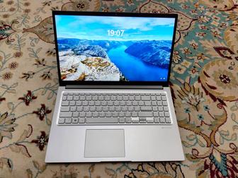 Asus Vivobook X1504ZA