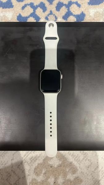 Продаю часы Apple Watch  44 мм
