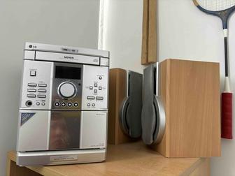 Музыкальный центр LG