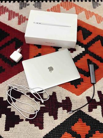 Продам MacBook Air M1