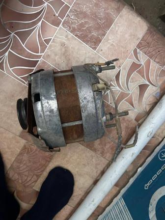 Электродвигатель ДАО N, 220В, 1420 об/мин, СССР, рабочий (или под проверку)