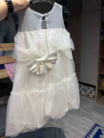 Платье белоснежное, красивое