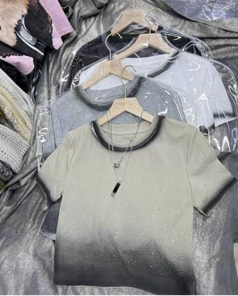 Продам женские вещи футболка