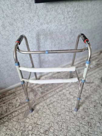 Продам ходунки