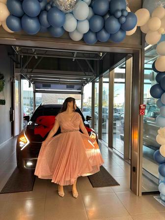 Платье на выпускной в отличном состоянии