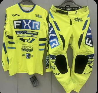 Продам мотокостюм