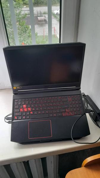 Продам игровой ноутбук