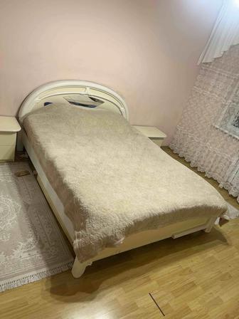 Продам спальный гарнитур