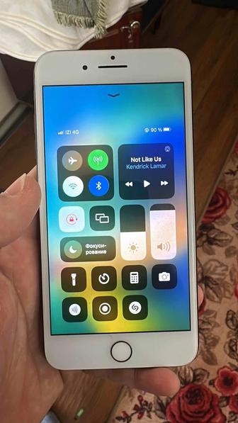 iPhone 8plus 128 gb