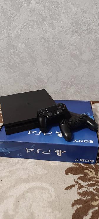 Soni ps4 slim