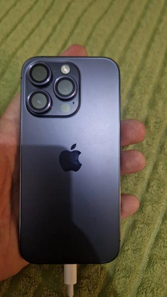 Продам айфон 14 про