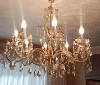 Продам люстру!