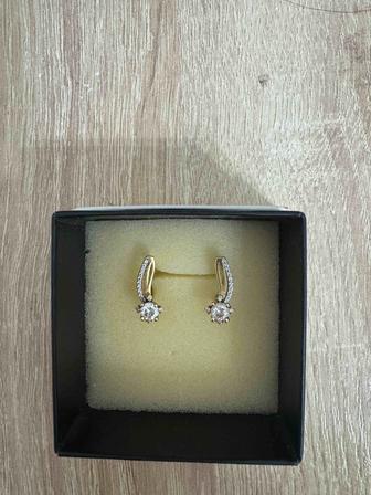 золотые серьги