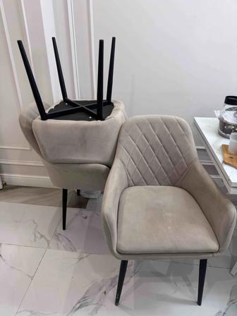 Продам стулья 1 шт по 15000