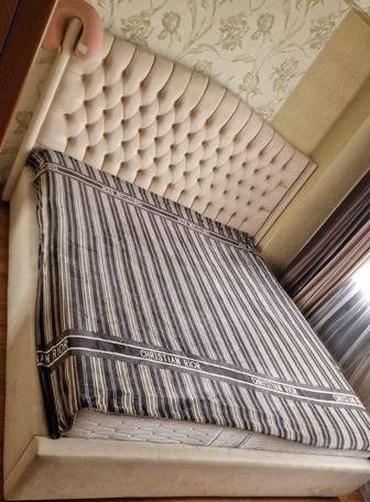 Спальня с матрасом ортопедический вместе тумбой