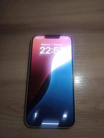 iPhone 13 128 GB White идеальное состояние
