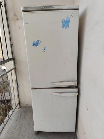 Холодильник марки Stinol