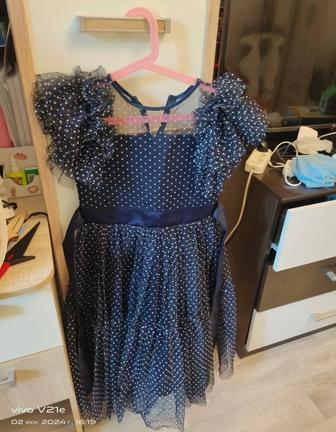 Платье на девочку