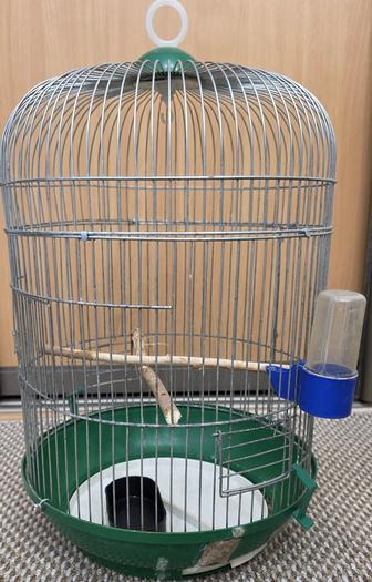 Продам клетку для попугаев