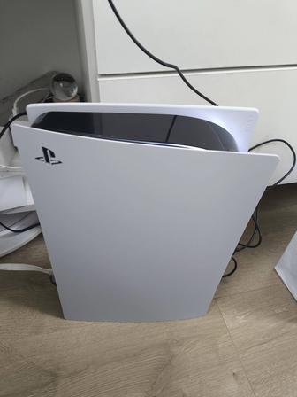 Продам Sony playstation 5 в идеале