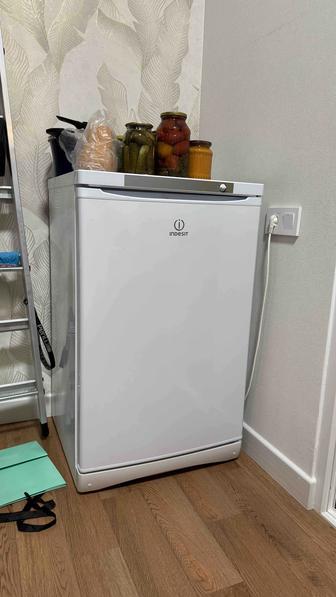 Продается морозильник