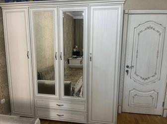 Шкаф