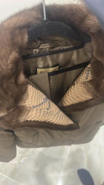 Куртки мужские и женские