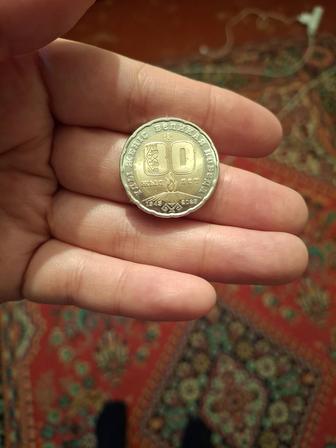 Продам монету 200тг 80летие победы
