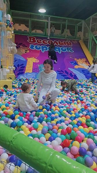 Няня на час на день. Алма сити 2, Жунисова 14/18, у самой тоже 10 месячный