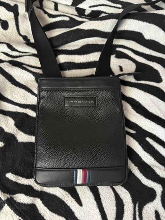 барсетка tommy hilfiger есть торг номер