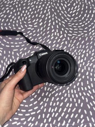 Камера Canon RP