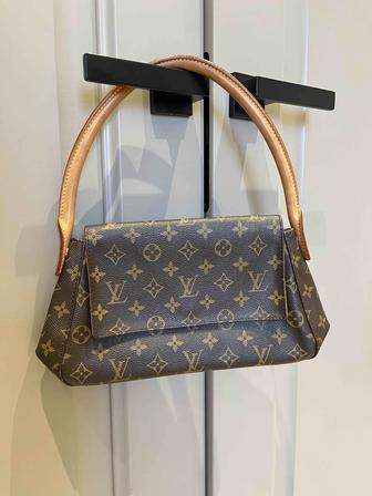 Сумка Louis Vuitton Mini Looping Habdbag Damier