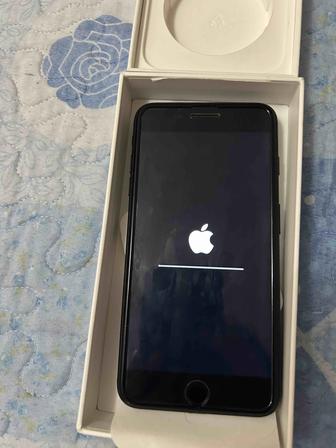 Продам Айфон 7 плюс 128 гб