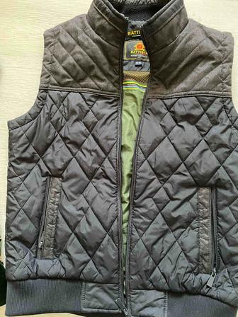 безрукавка