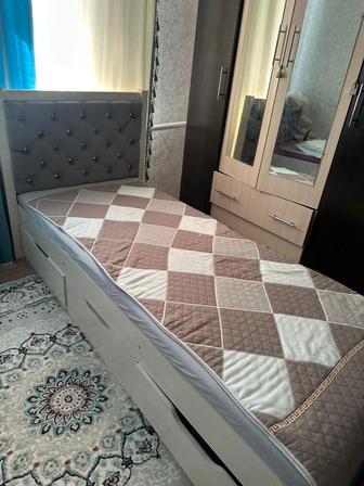 Продам 2 кровати в хорошем состоянии