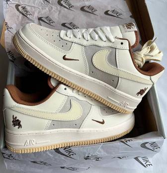 Женские кроссовки Nike Air Force1