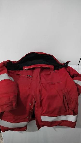 Продам куртку рабочую зимнюю 52 размер