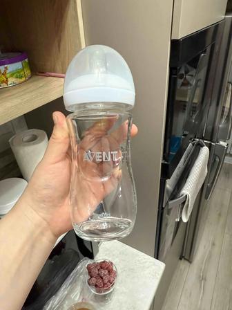 Бутылочка Philips Avent 240 мл прозрачный