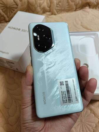 Продам смартфон Honor 300 pro