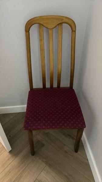Отдам 2 стула со спинкой