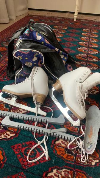 Коньки для фигурного катания