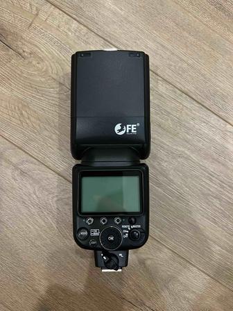 Вспышка FE-910