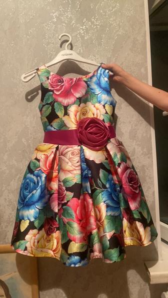 Продам нарядное платье