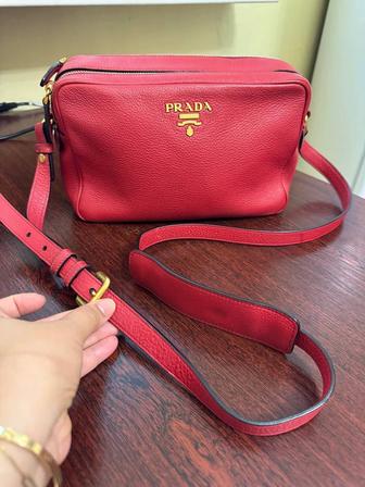 Продам сумку PRADA