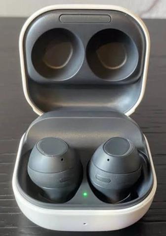 Куплю Buds FE кейс