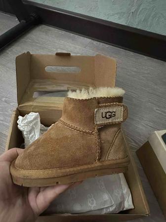 Uggi детские
