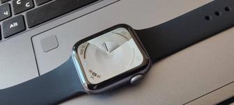 Apple watch  4 space gray
